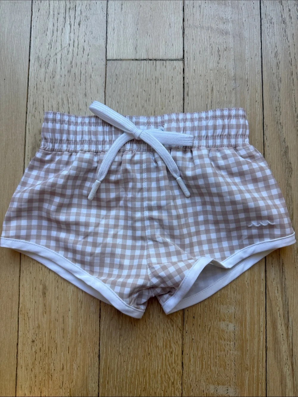 Boys Minnow Gingham Drawstring Shorts in Beige and White